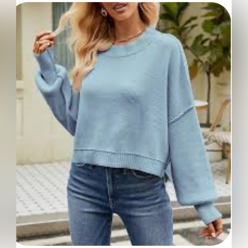 Free People Sky Blue Crew Neck Sweater. Size M